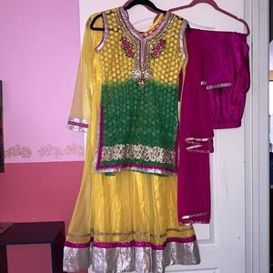 Indian dress churidar kurta size 38 NWT